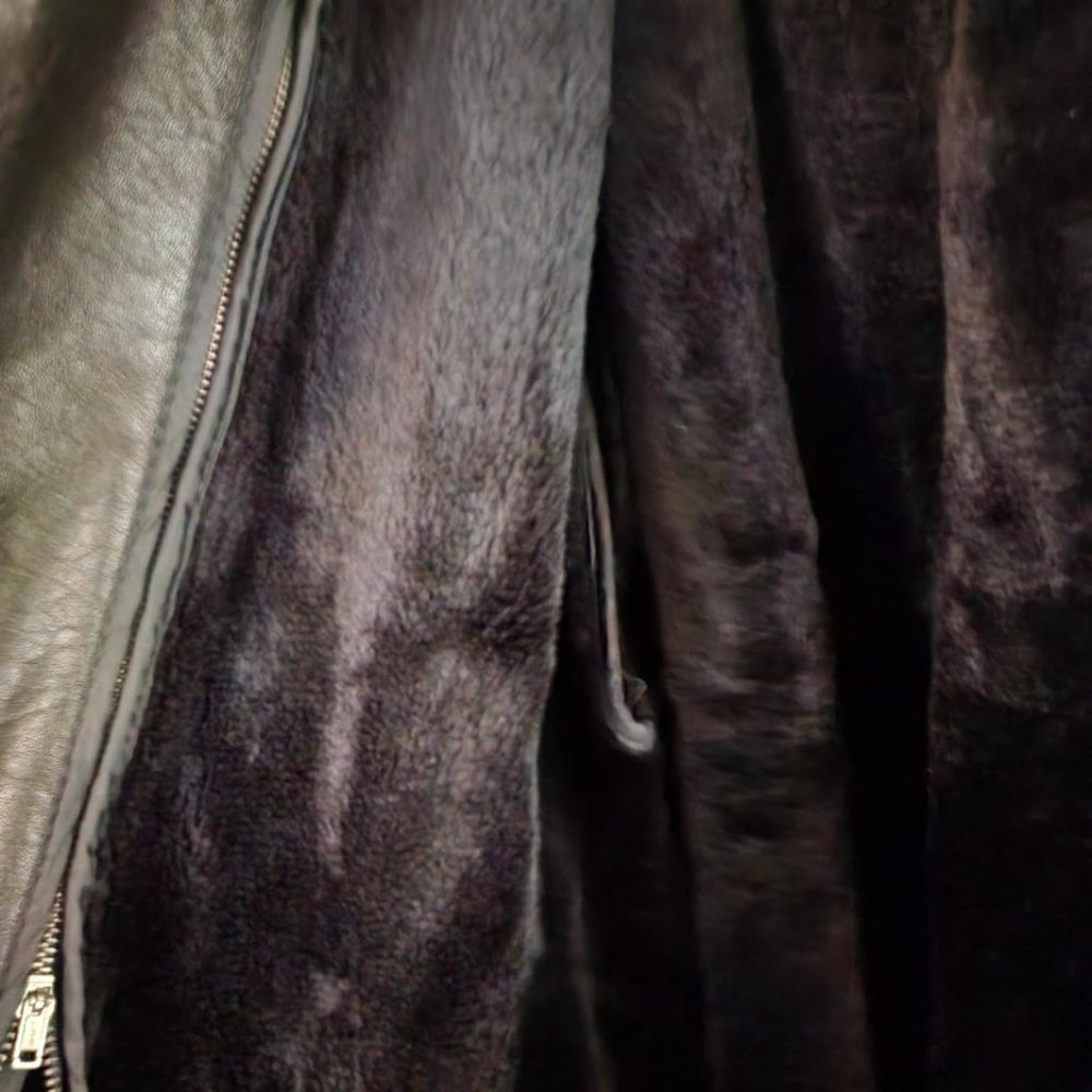 Heavy Black Leather Lined Jacket - image 5